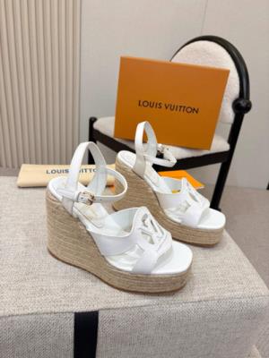 wholesale quality christian louboutin women model no. 167